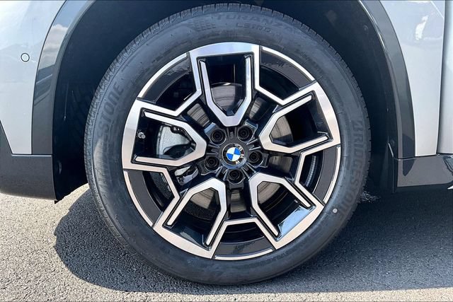 New 2026 BMW X1 xDrive28i w/ Technology Package AWD/4WD image 12