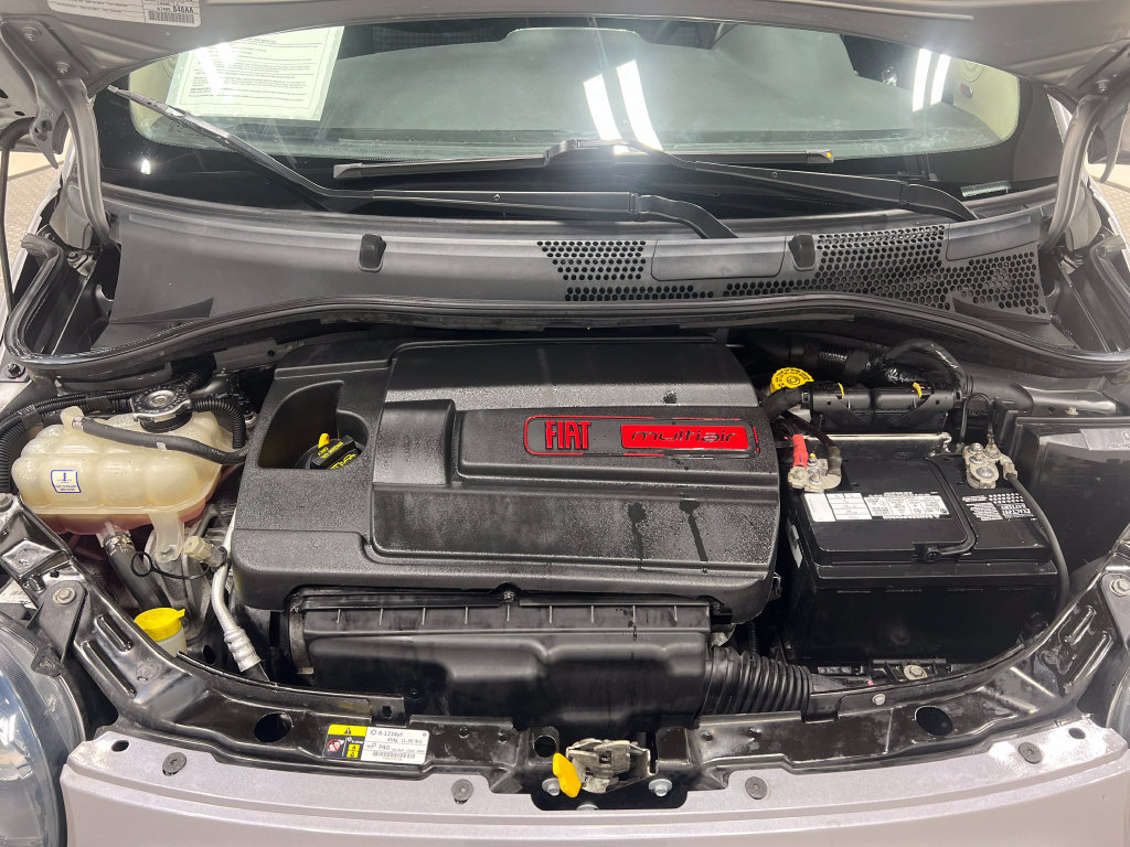 Used 2017 FIAT 500 Pop w/ Sport Appearance Package FWD image 26