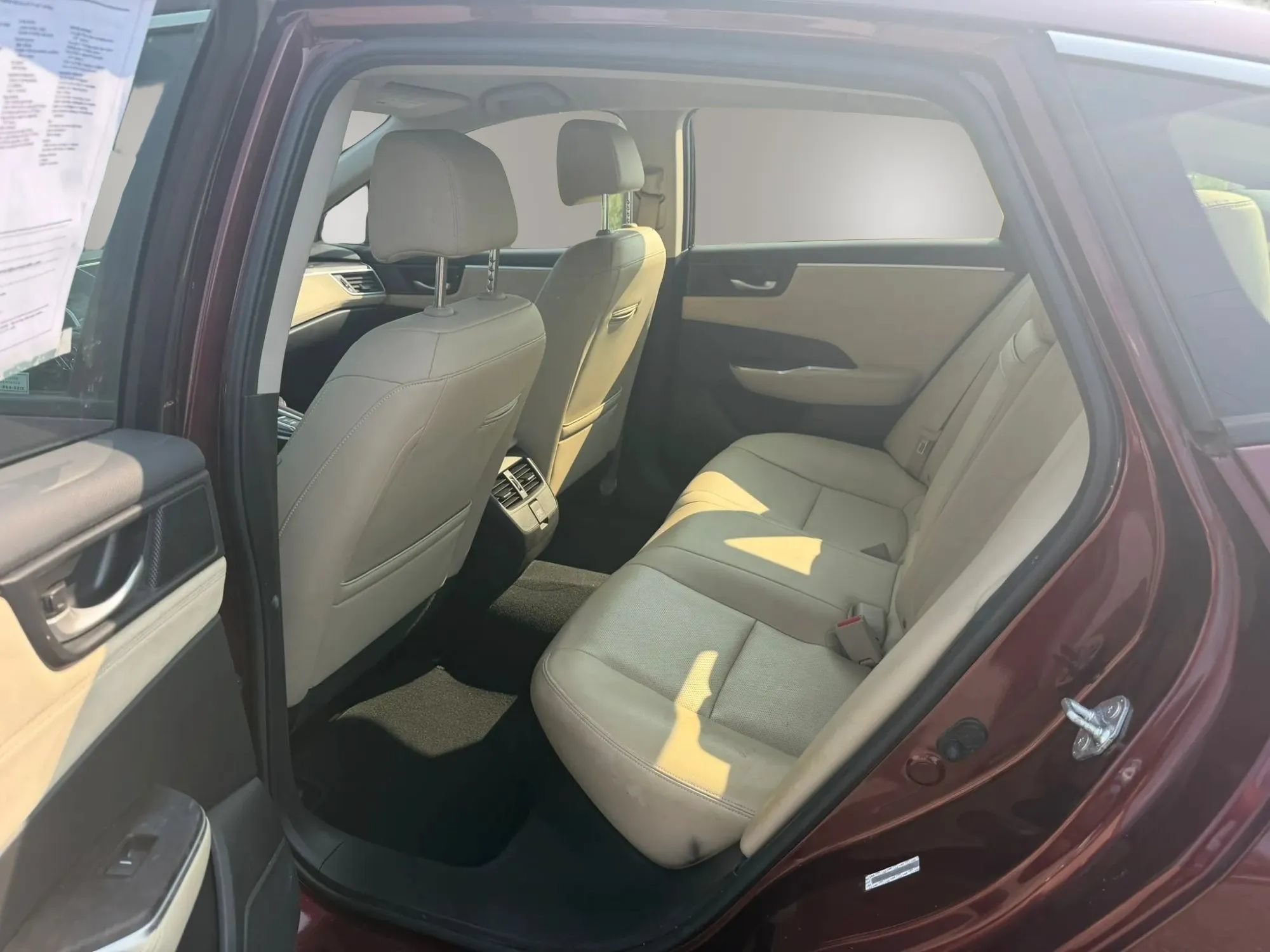 Used 2018 Honda Clarity Touring image 29