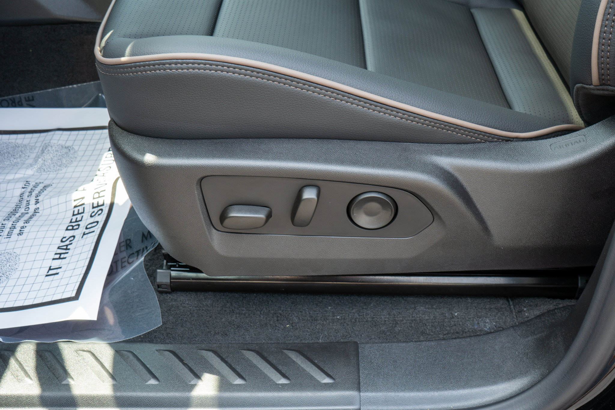 New 2026 GMC Canyon Denali AWD/4WD image 30