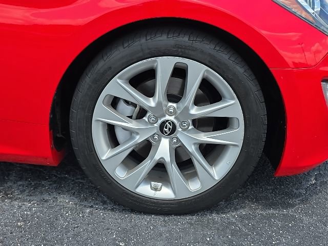 Used 2013 Hyundai Genesis 2.0T RWD image 21
