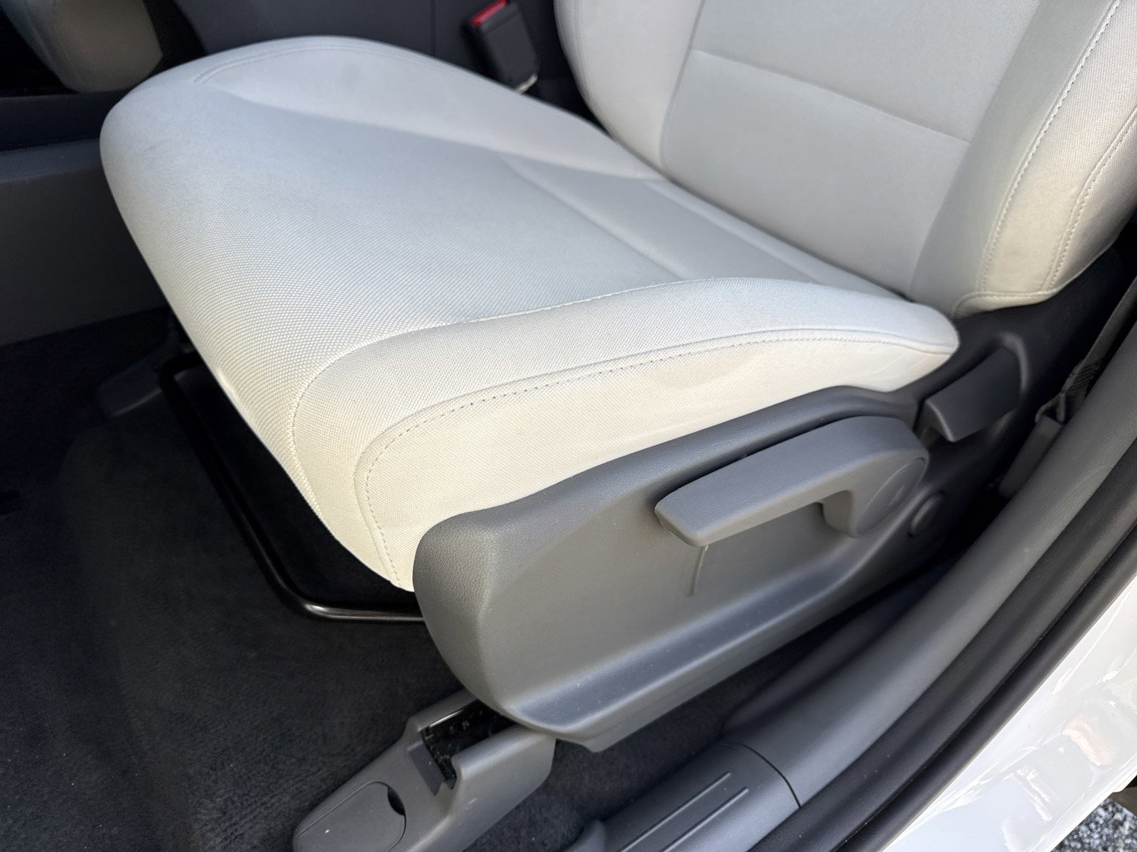 Used 2026 Hyundai Santa Fe SE image 12