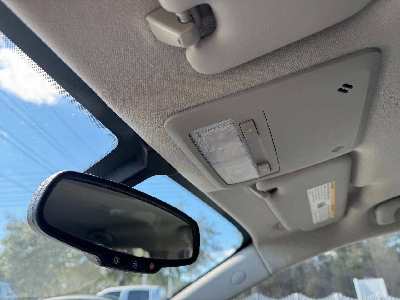 Used 2014 Chevrolet Sonic LT image 24