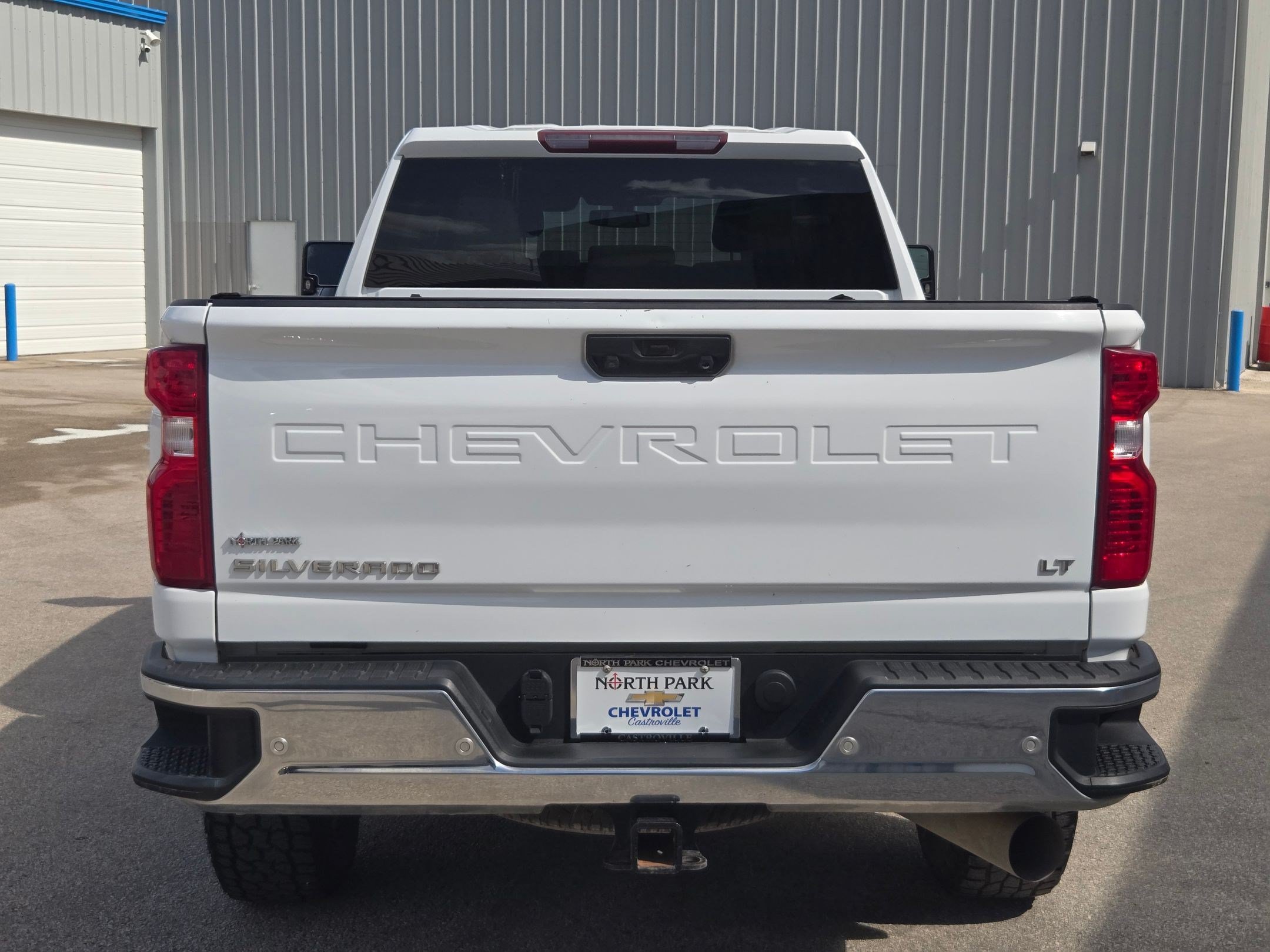 Used 2020 Chevrolet Silverado 2500 LT w/ Texas Edition AWD/4WD image 4