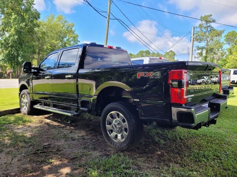 New 2025 Ford F350 Lariat w/ Chrome Package image 9