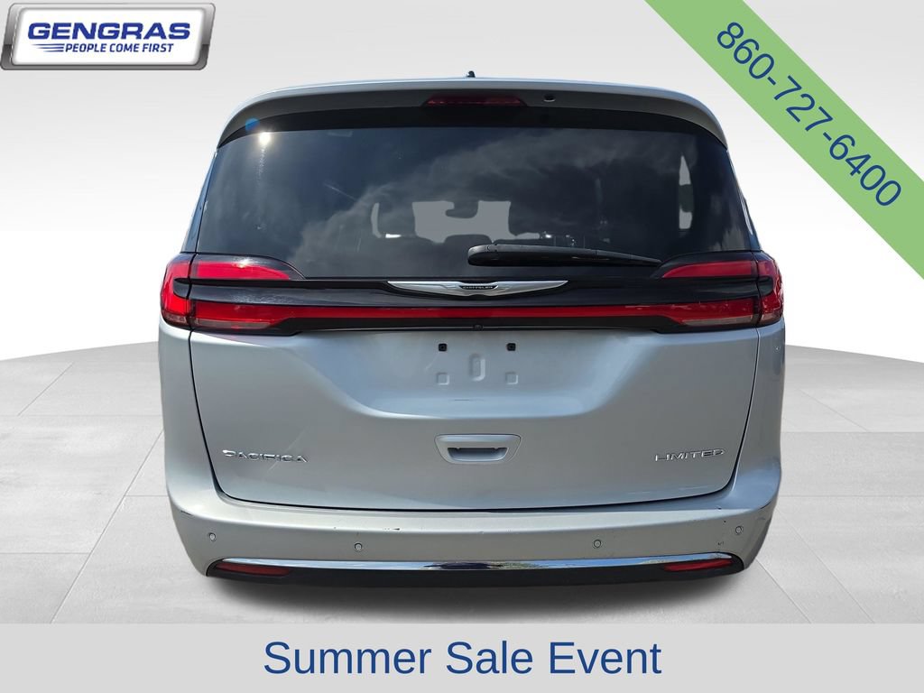 Certified 2024 Chrysler Pacifica Limited FWD image 7
