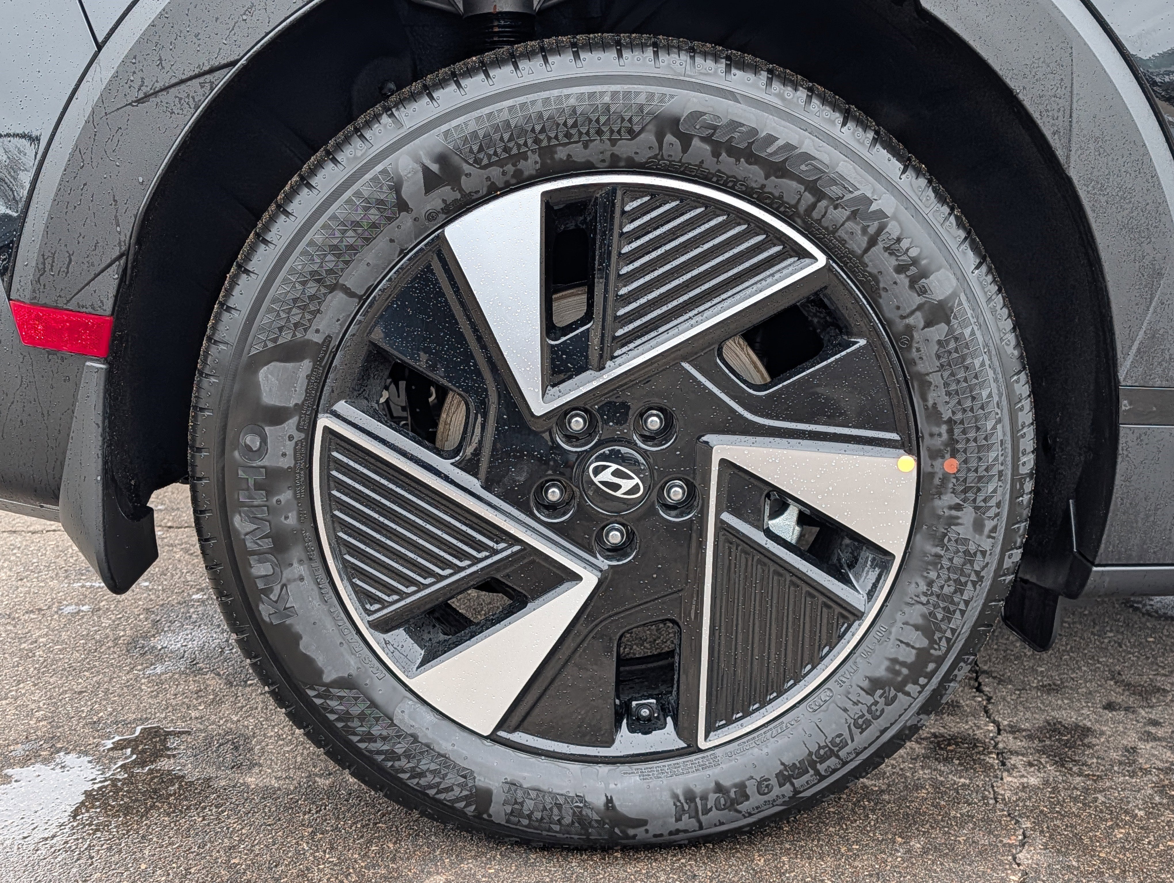 New 2026 Hyundai Ioniq 5 SEL image 5