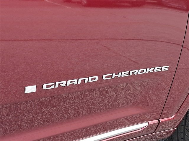 Certified 2025 Jeep Grand Cherokee Summit image 17