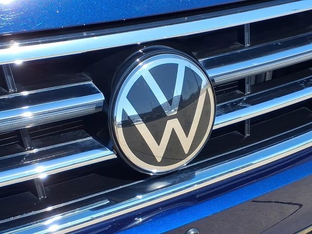 Used 2023 Volkswagen Tiguan SEL R-Line image 22