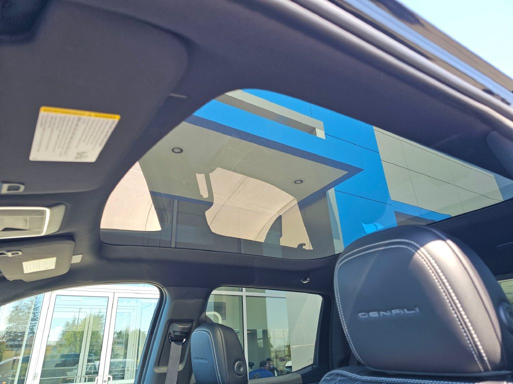 Used 2026 GMC Sierra EV Denali AWD/4WD image 26
