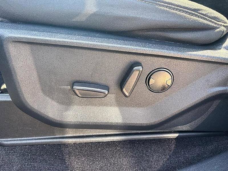 Used 2022 Ford F150 XLT w/ Equipment Group 302A High image 25