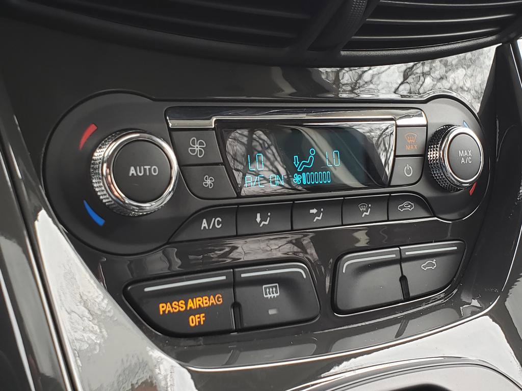 Used 2015 Ford Escape Titanium image 23