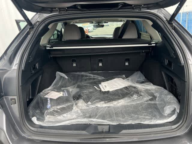 Used 2025 Subaru Outback Premium image 11