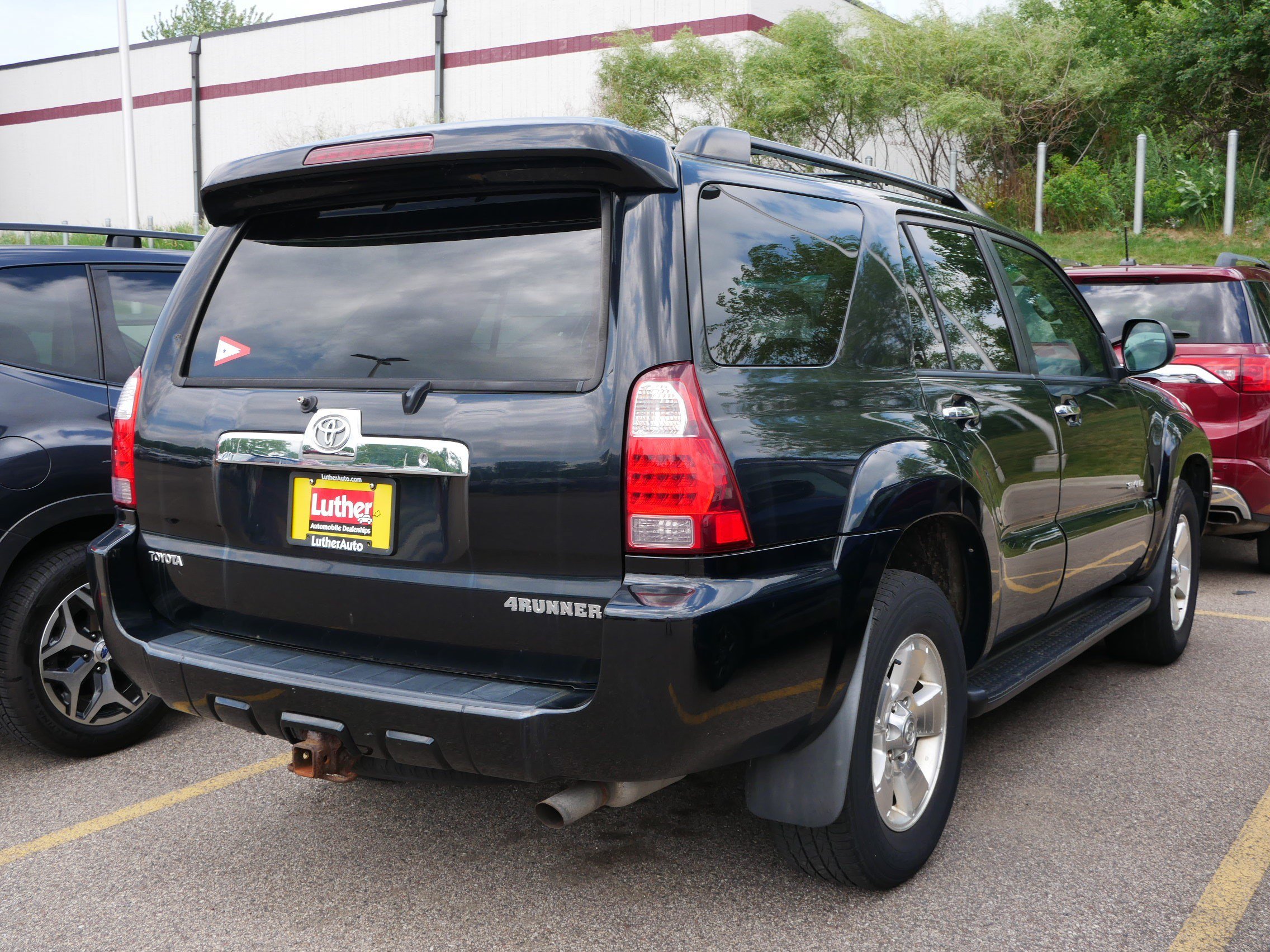 Used 2007 Toyota 4Runner SR5 AWD/4WD image 5