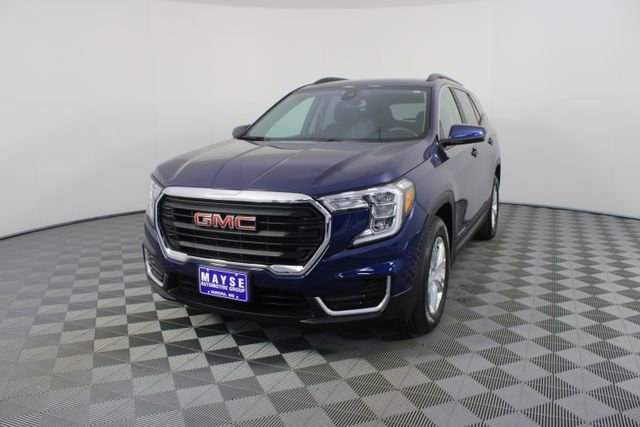 Used 2023 GMC Terrain SLE w/ Driver Convenience Package image 22