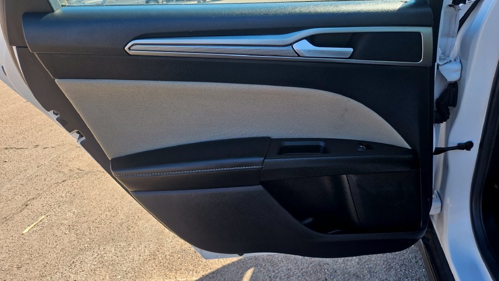 Used 2020 Ford Fusion S FWD image 23