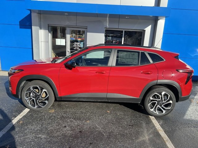New 2026 Chevrolet Trax RS w/ Sunroof Package image 11