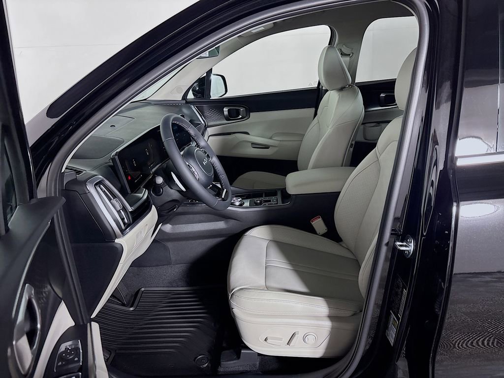 New 2025 Kia Sorento EX image 12