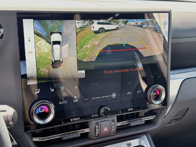 New 2026 Lexus GX 550 w/ Cold Area Package AWD/4WD image 34