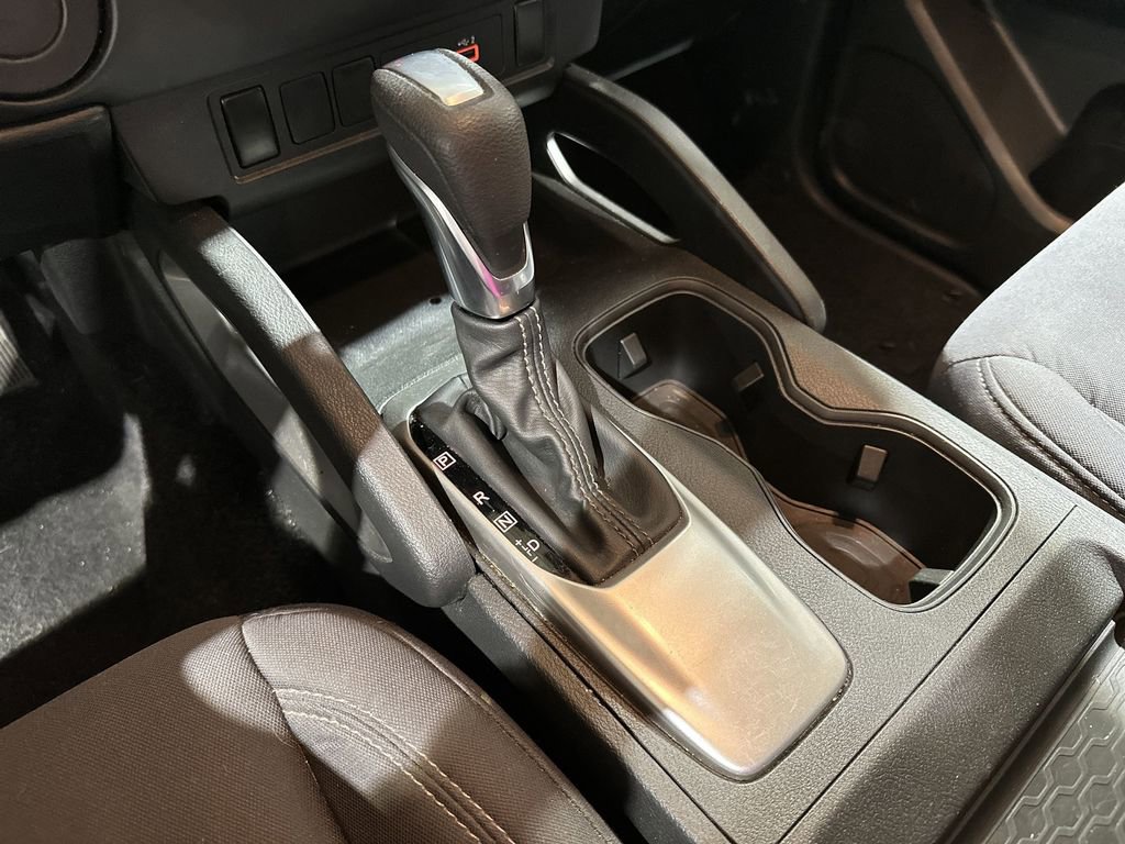 Used 2023 Nissan Frontier SV image 20