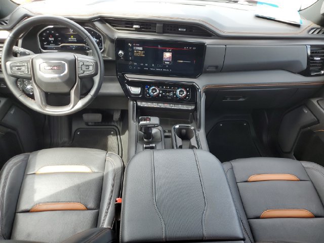 Used 2023 GMC Sierra 1500 AT4 w/ AT4 Premium Package AWD/4WD image 8