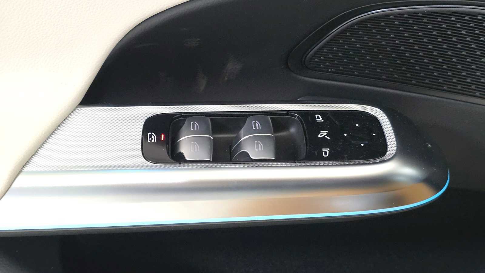 New 2026 Mercedes-Benz E 350 4MATIC Sedan image 24