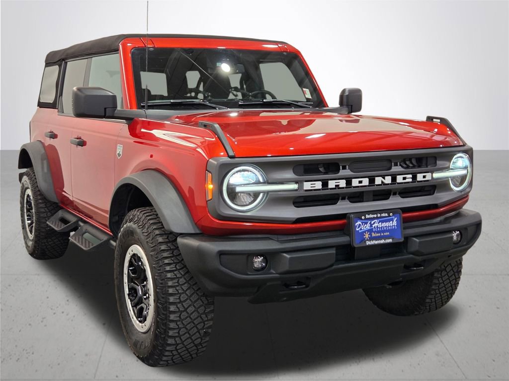 Used 2023 Ford Bronco Big Bend w/ Sasquatch Package AWD/4WD image 6