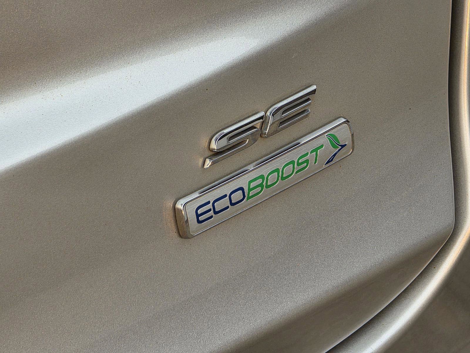 Used 2019 Ford Fusion SE image 33