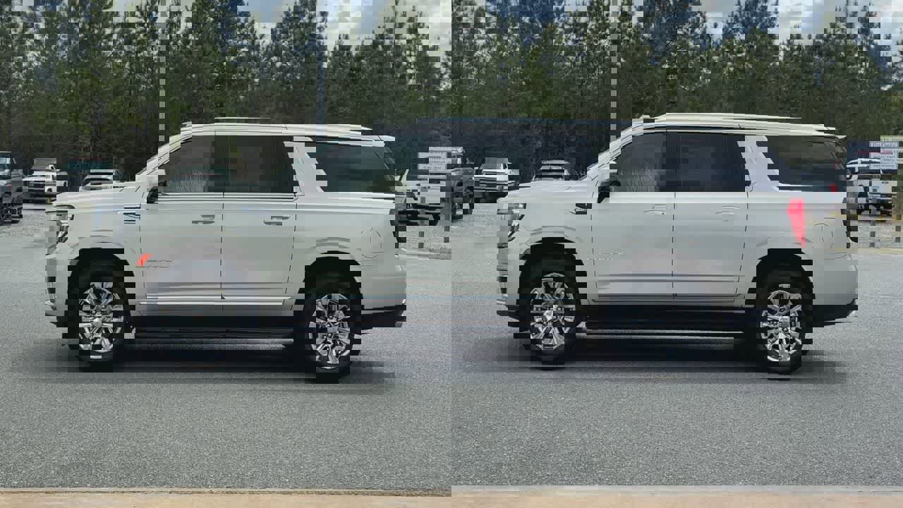 Used 2024 GMC Yukon XL Denali image 5