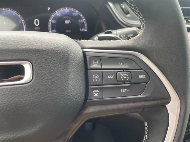 New 2025 Jeep Grand Cherokee L Limited image 11