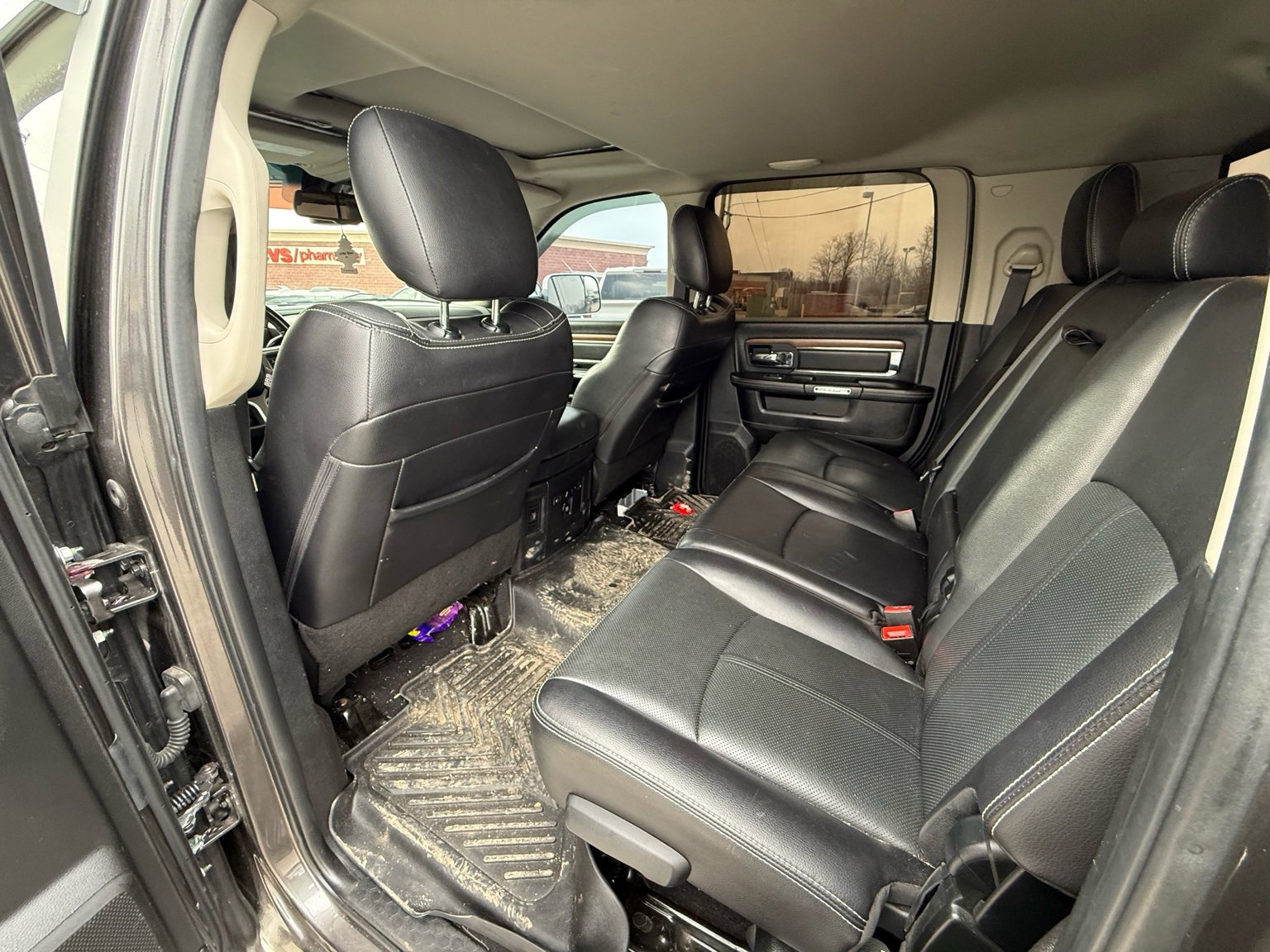 Used 2018 RAM 2500 Laramie w/ Cold Weather Group image 24