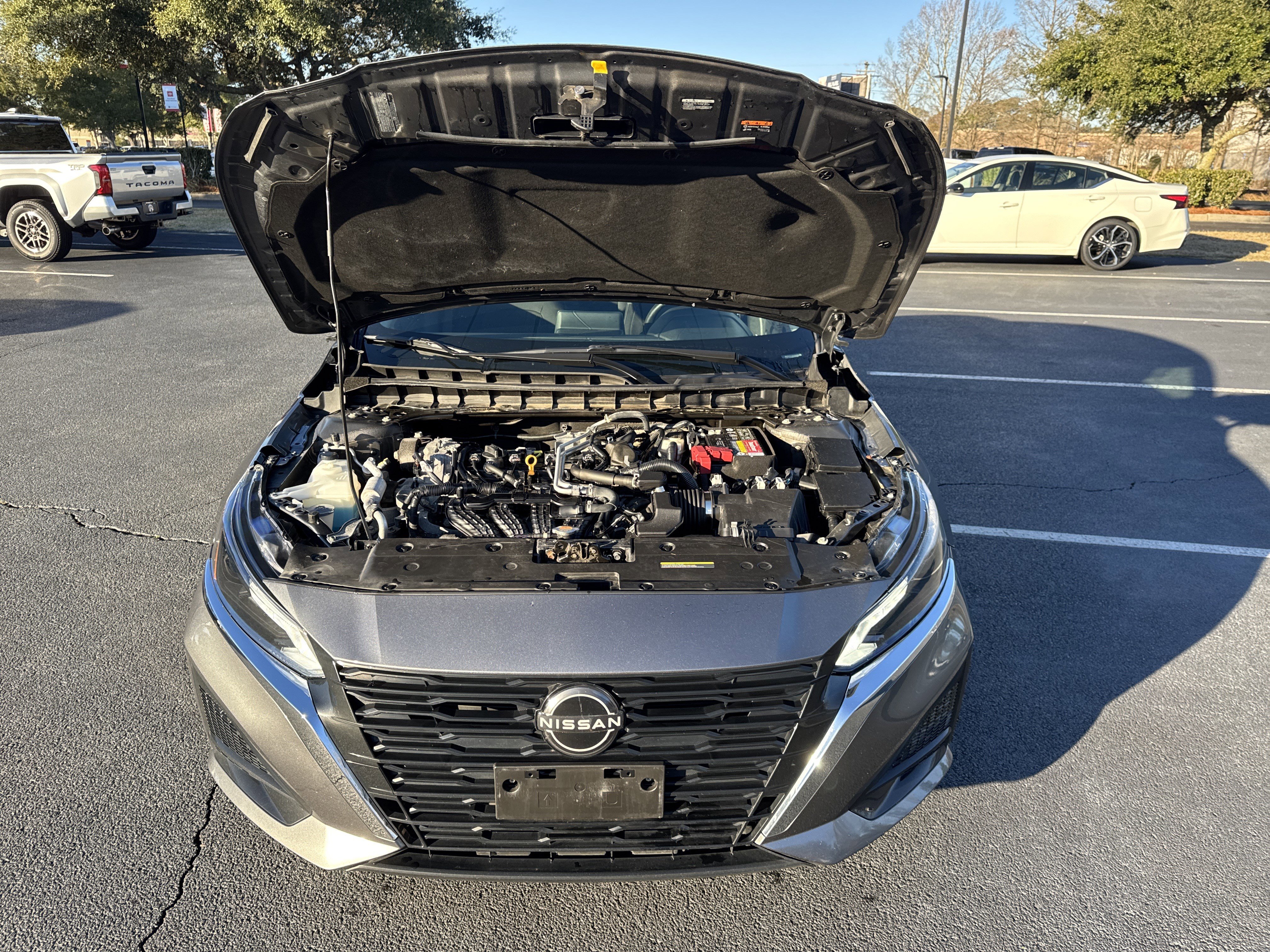 Used 2024 Nissan Altima 2.5 SV image 38