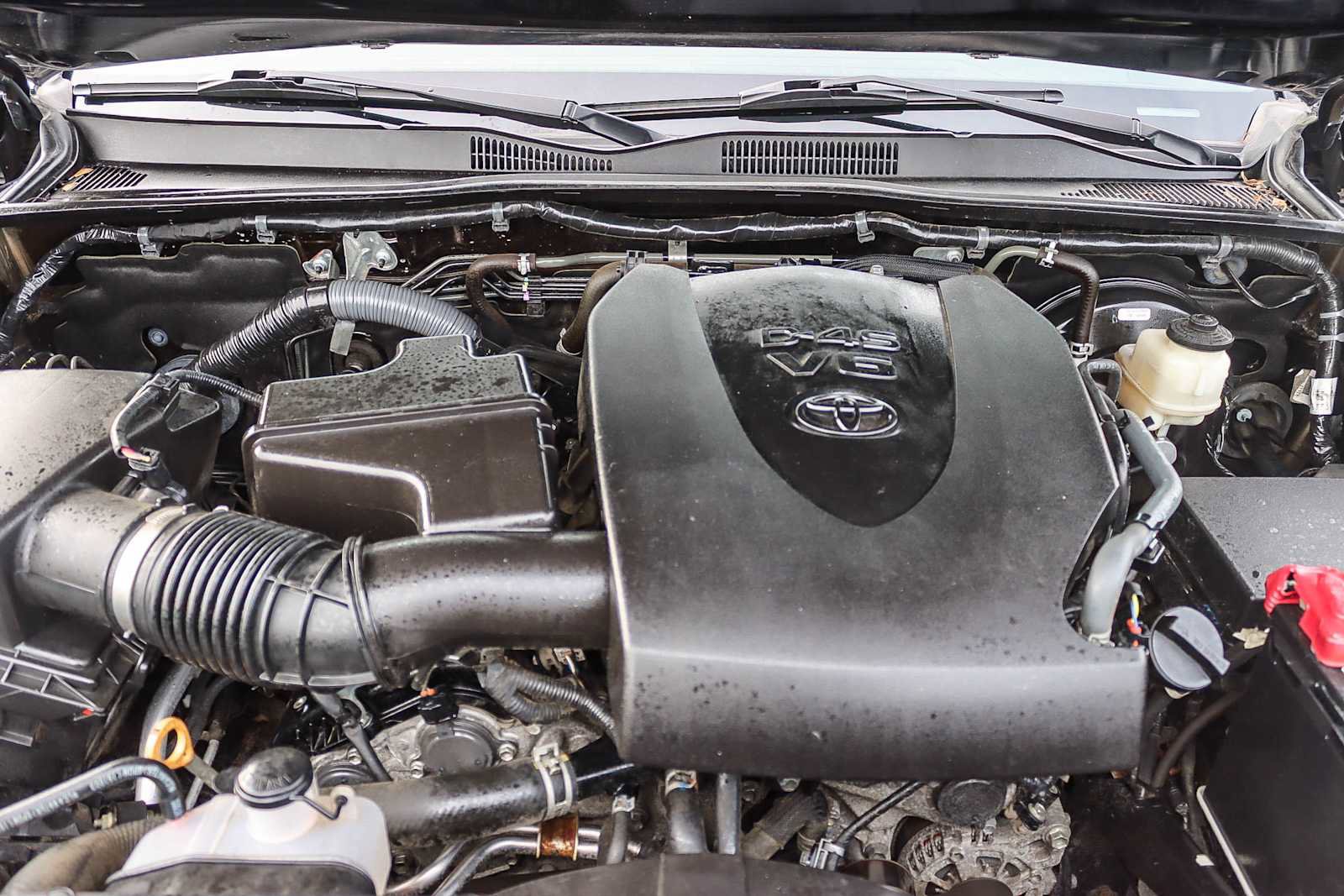 Used 2017 Toyota Tacoma TRD Sport image 26