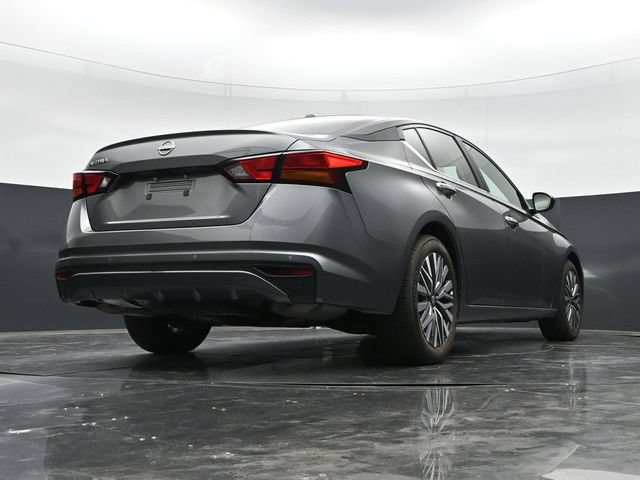 Used 2025 Nissan Altima 2.5 SV FWD image 36
