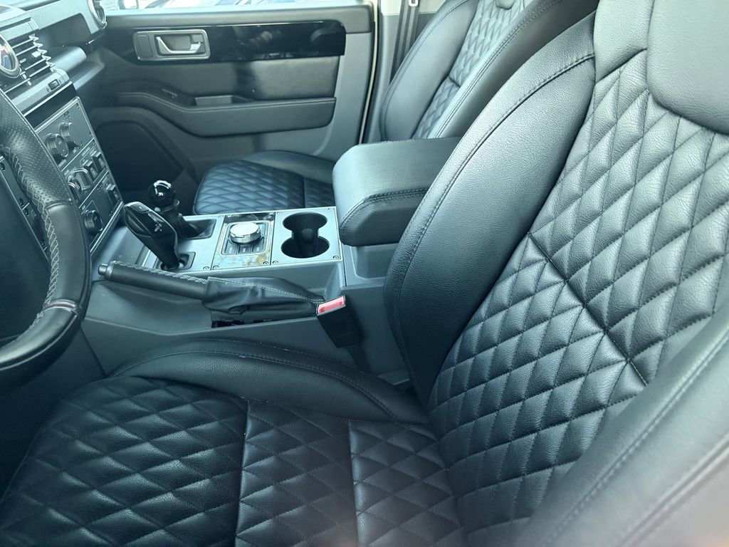 Used 2024 INEOS Grenadier Fieldmaster Edition image 7