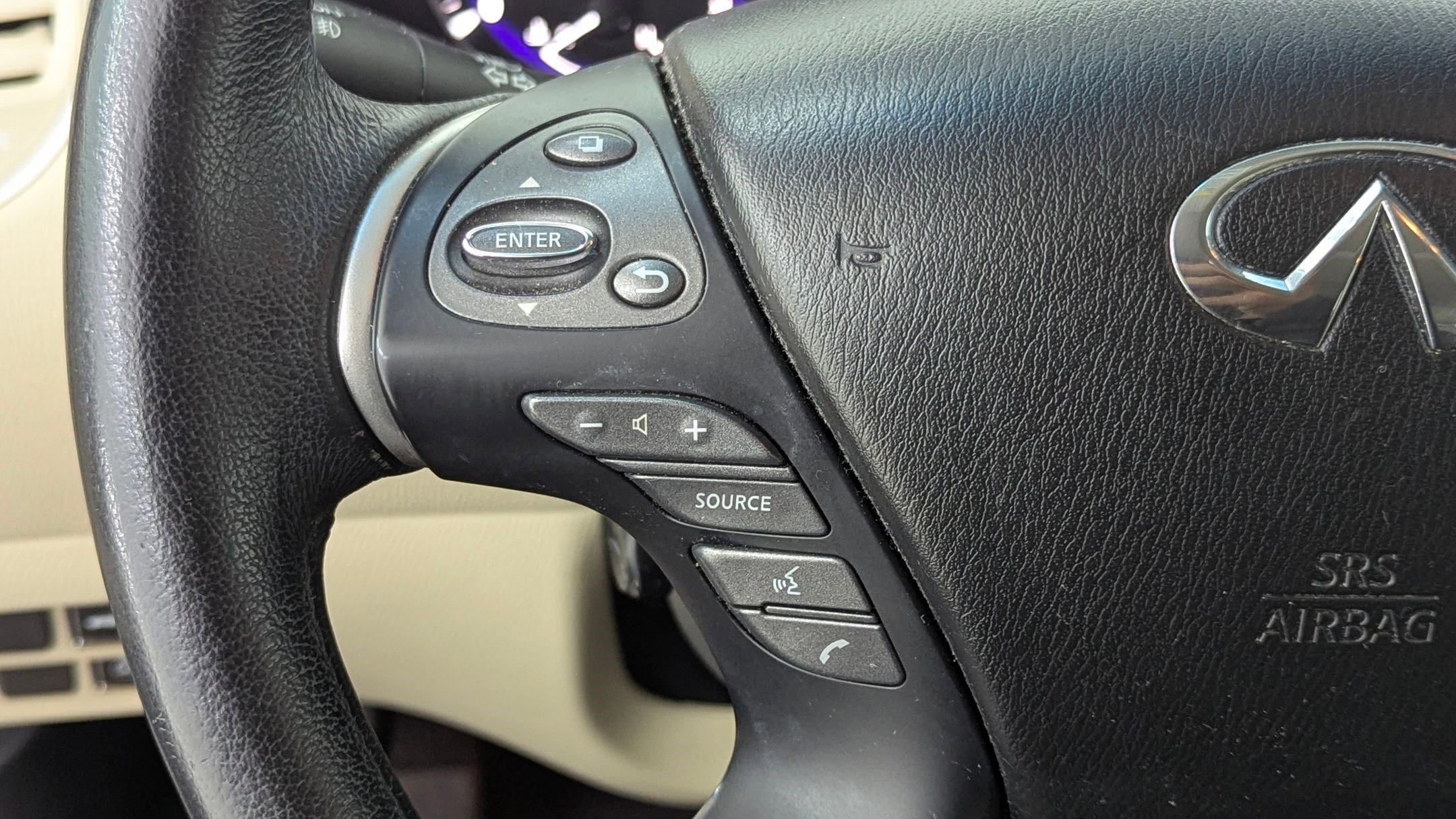 Used 2015 INFINITI QX60 FWD w/ Premium Plus Package image 16