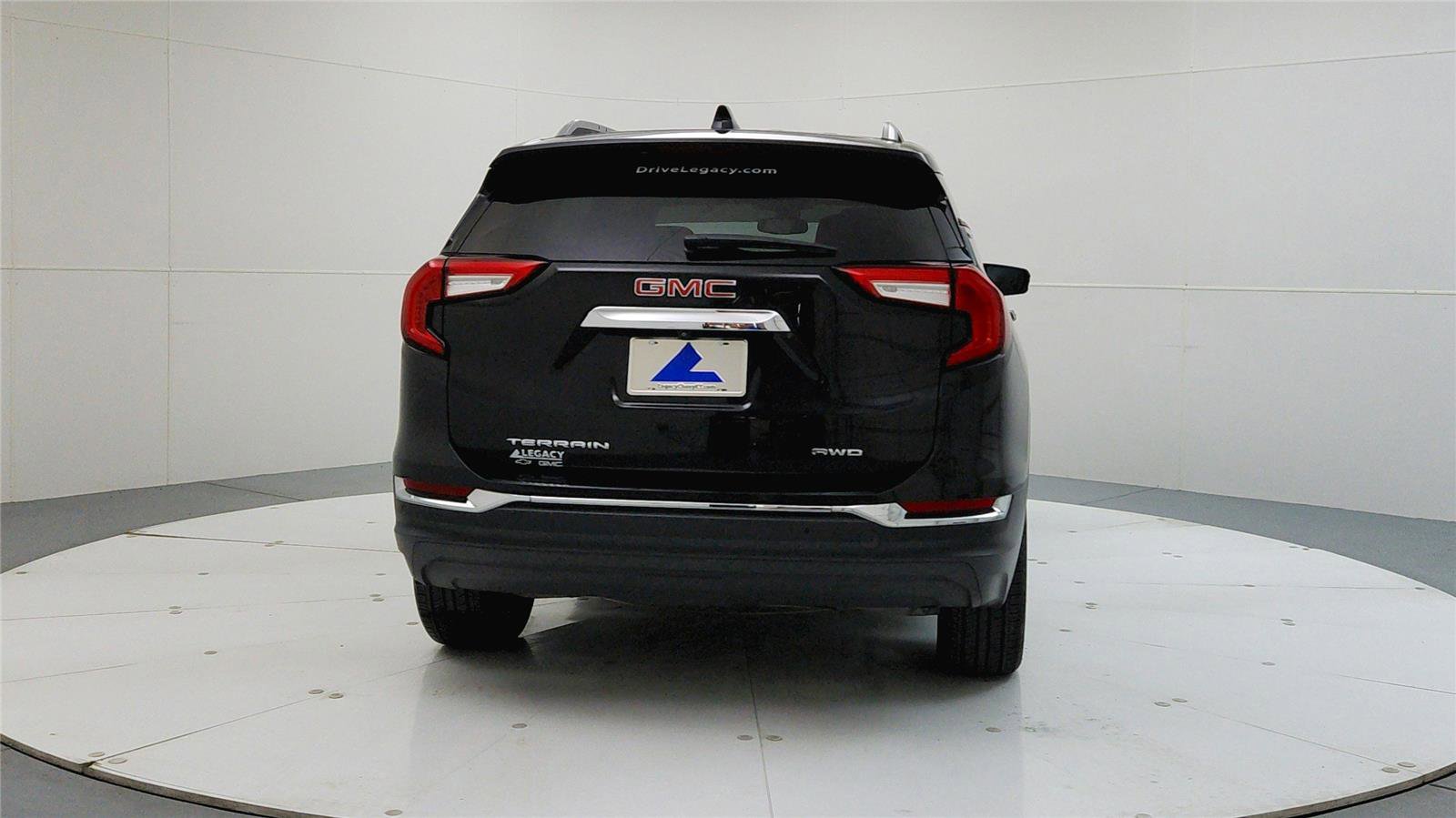 Used 2022 GMC Terrain SLT image 6