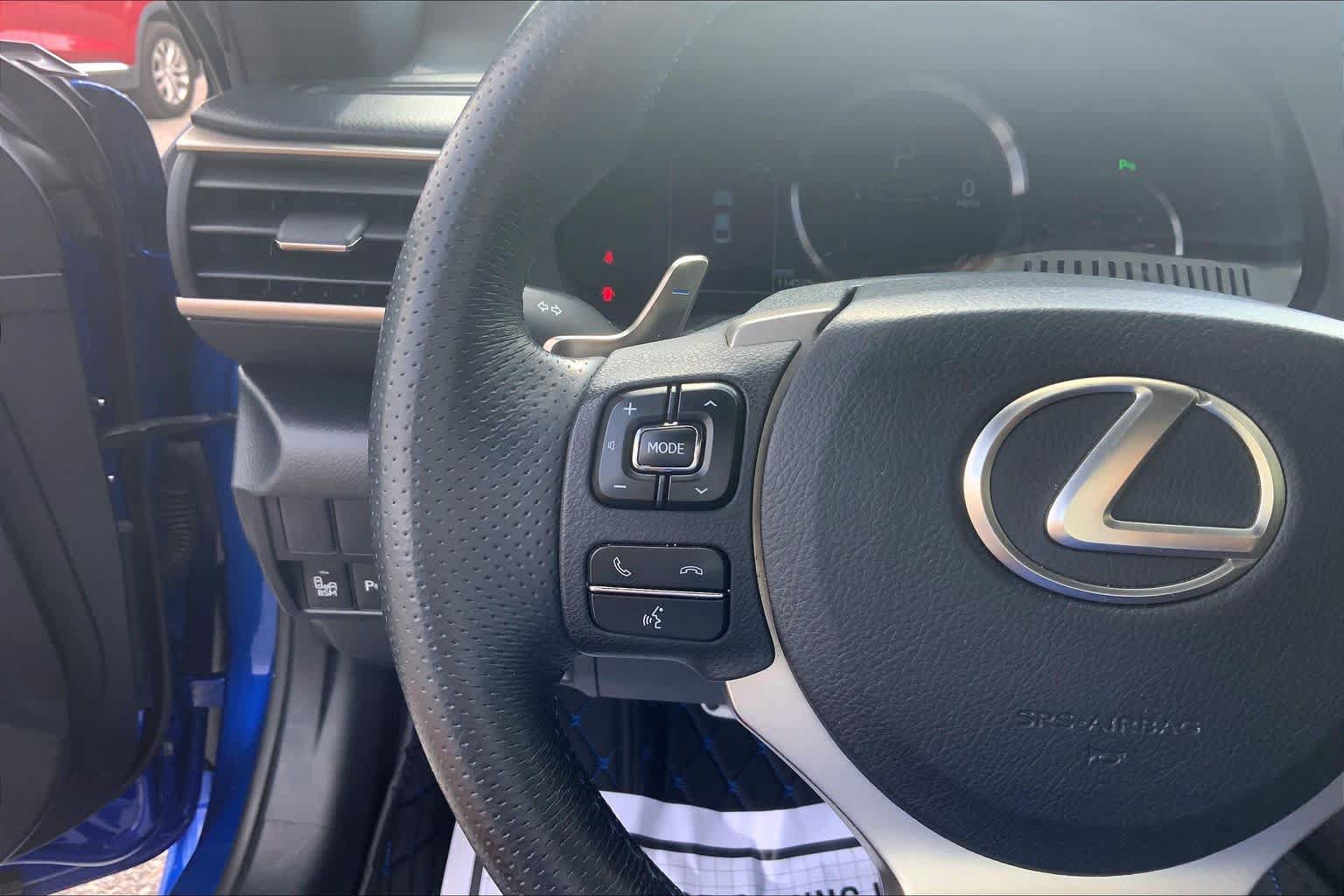 Used 2015 Lexus RC F w/ Performance Package RWD image 24