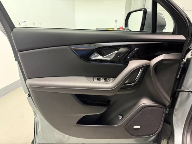 Used 2024 Chevrolet Blazer RS w/ Driver Confidence II Package FWD image 11