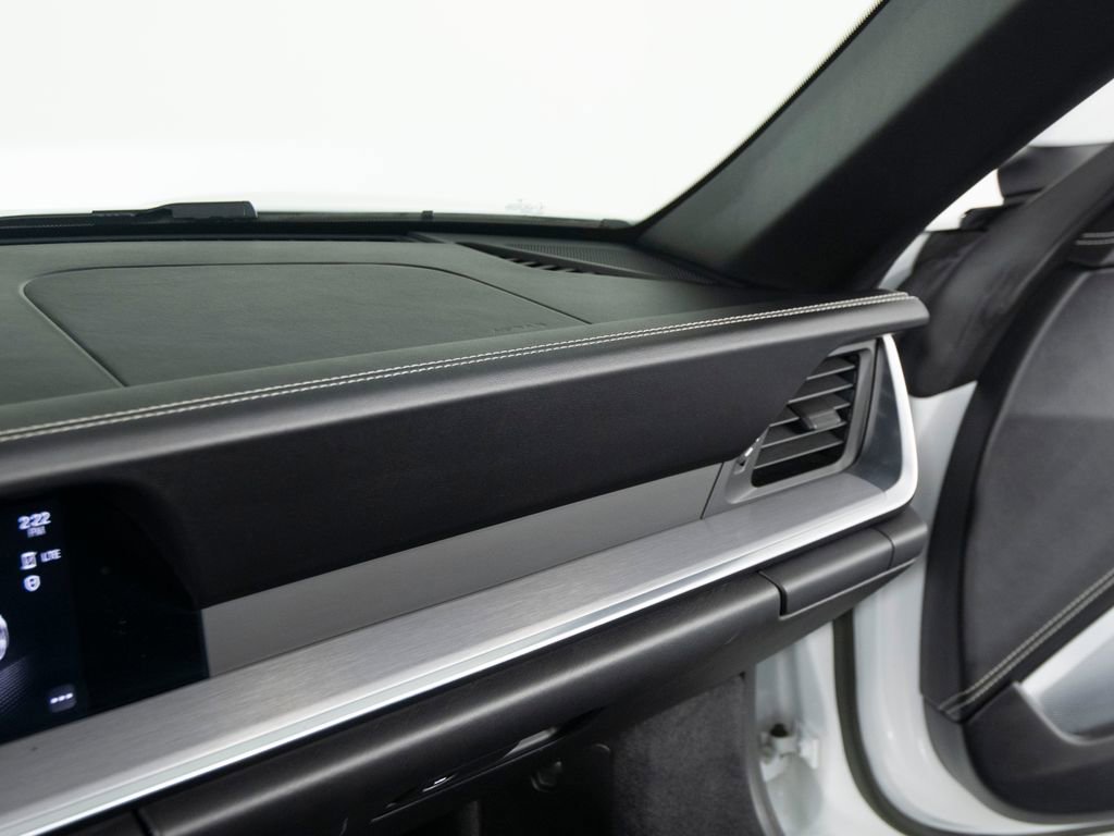 Certified 2022 Porsche 911 Targa 4S AWD/4WD image 34
