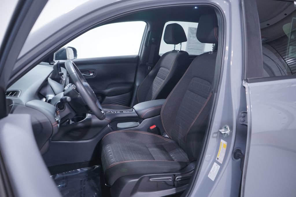 Used 2024 Honda HR-V Sport image 7