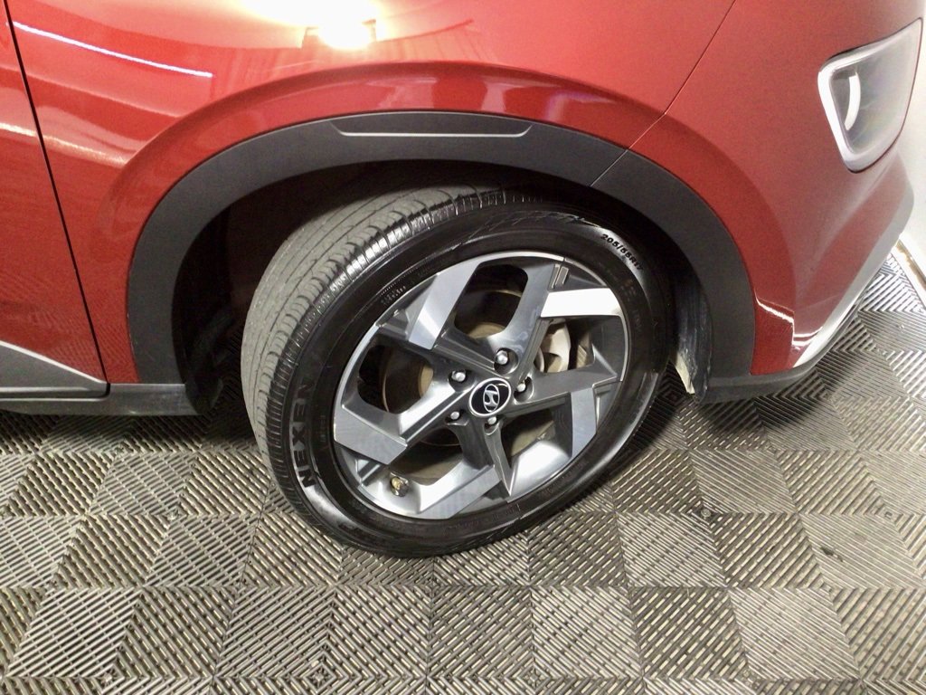 Used 2023 Hyundai Venue Limited w/ Cargo Package image 38