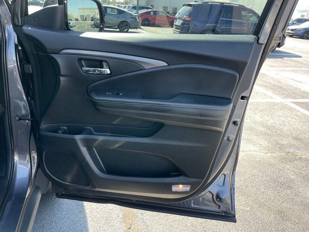 Certified 2023 Honda Ridgeline RTL-E image 30