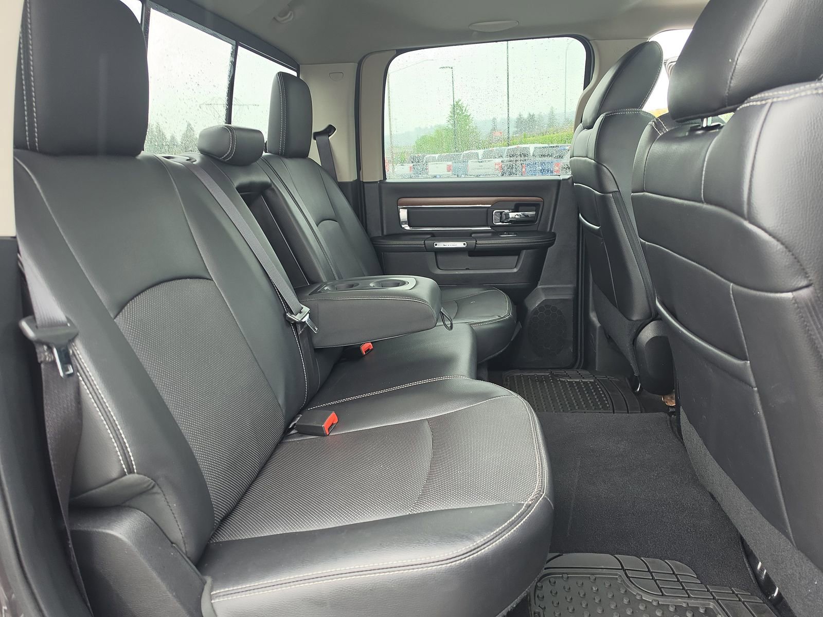 Used 2015 RAM 1500 Laramie w/ Convenience Group AWD/4WD image 18