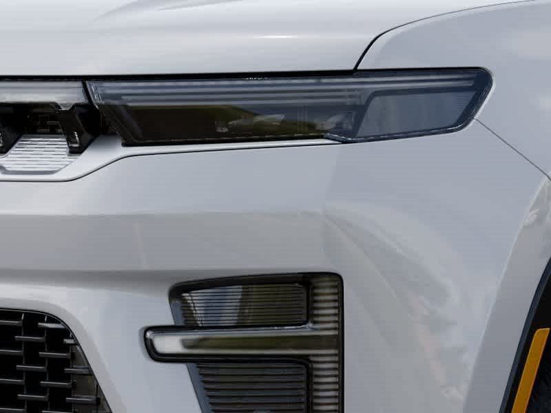 New 2026 Jeep Grand Wagoneer 4WD image 10
