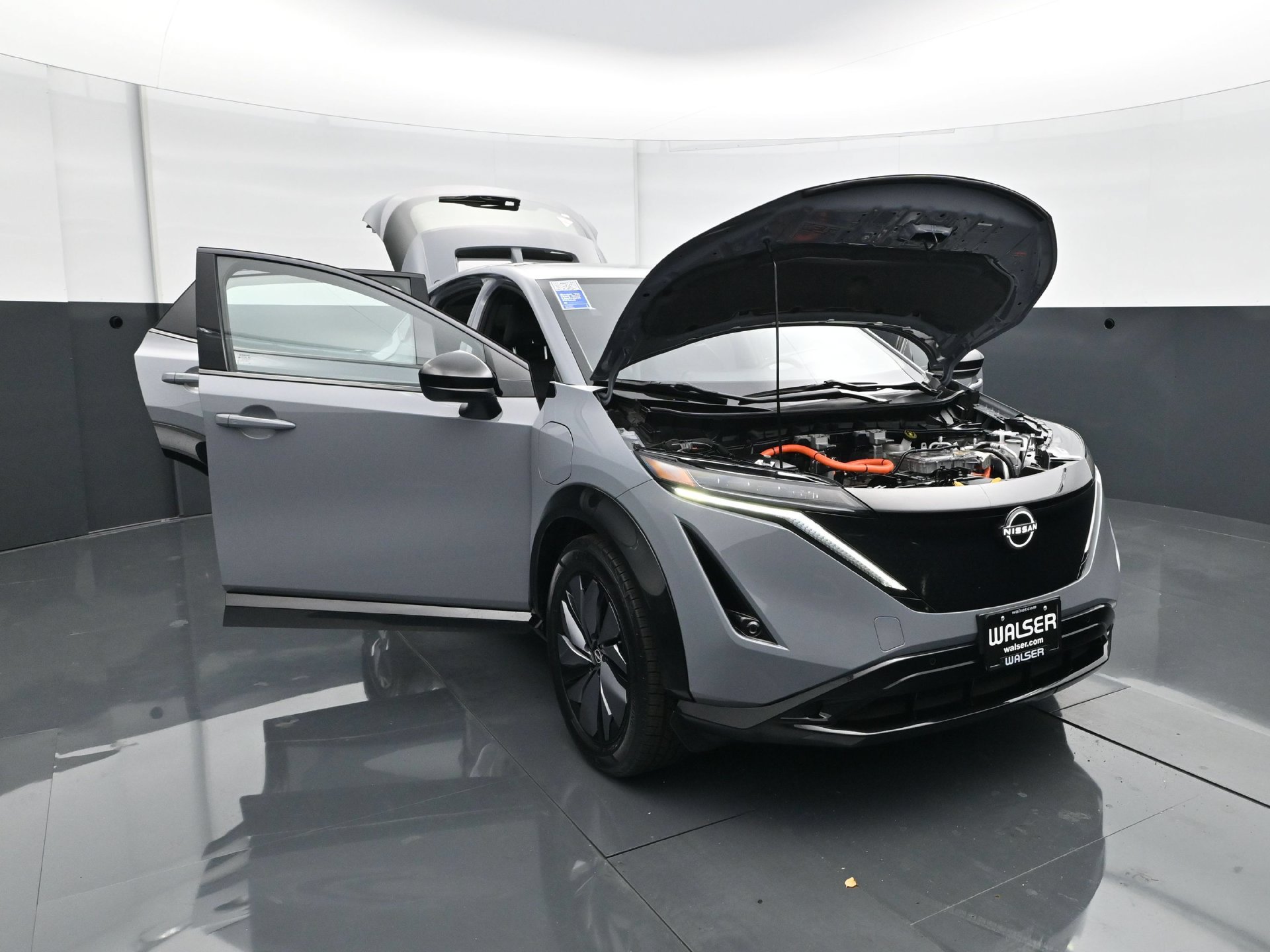 Used 2023 Nissan Ariya AWD image 36