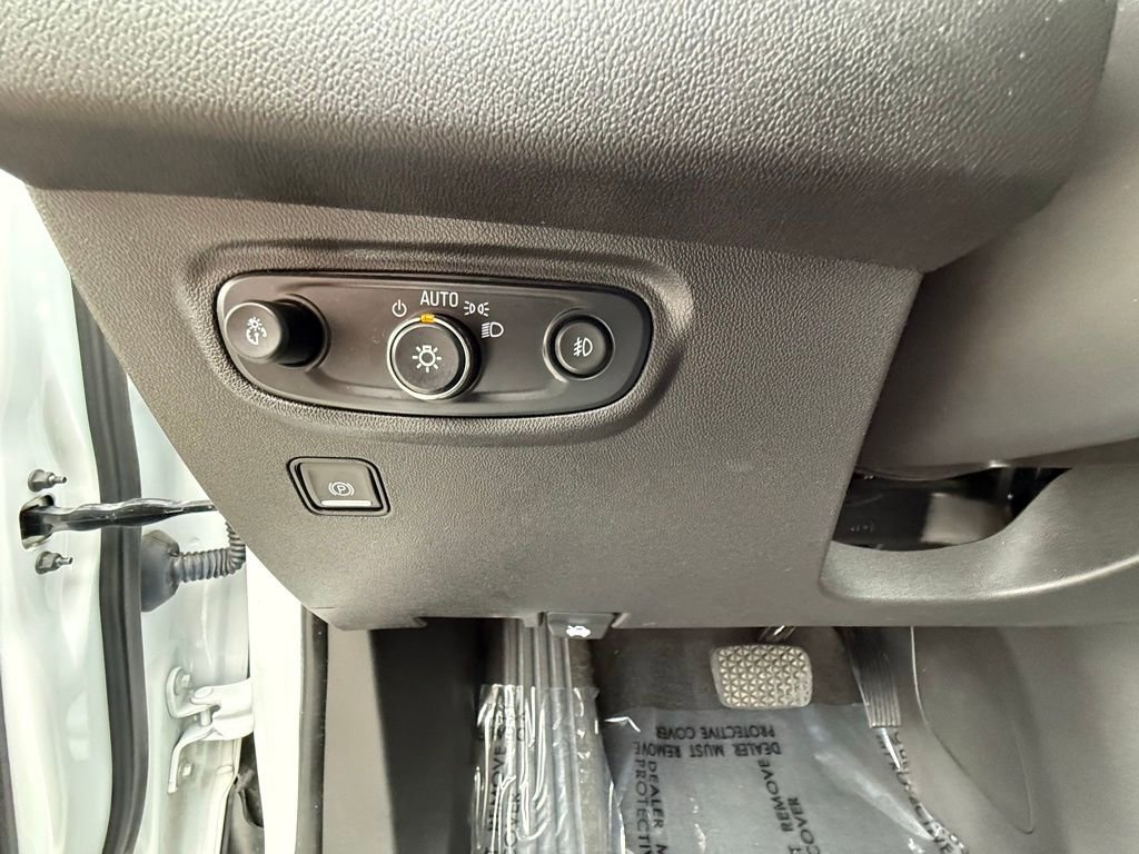 Used 2024 GMC Terrain AT4 AWD/4WD image 22