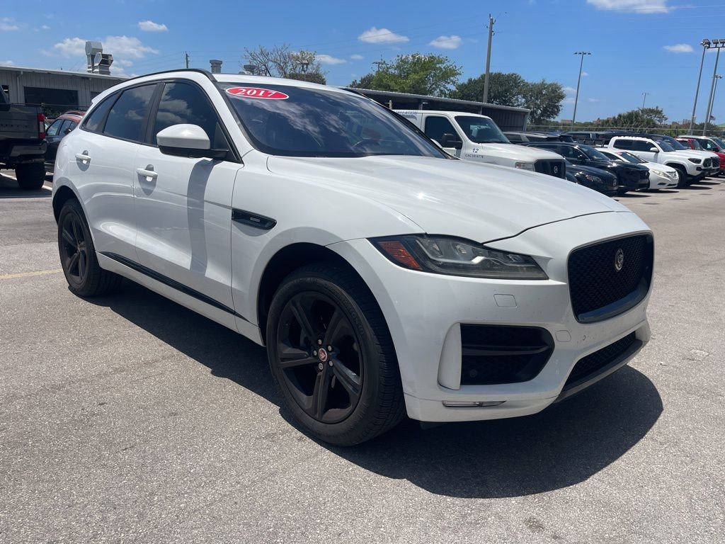 Used 2017 Jaguar F-PACE R-Sport AWD/4WD image 1