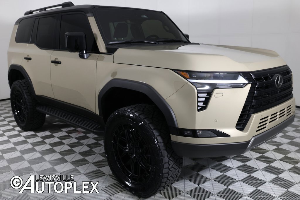 Used 2025 Lexus GX 550 image 3