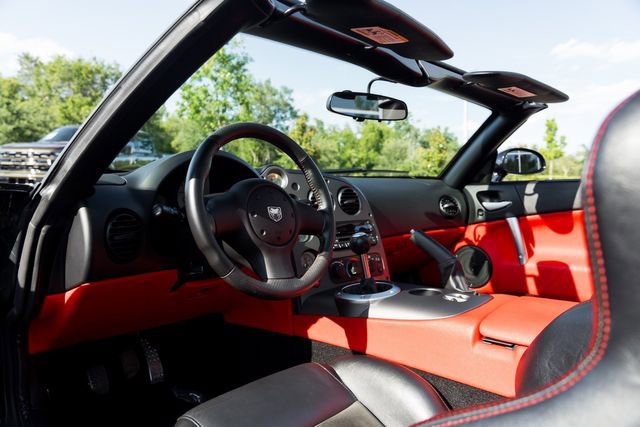 Used 2008 Dodge Viper SRT-10 w/ Protection Group RWD image 19